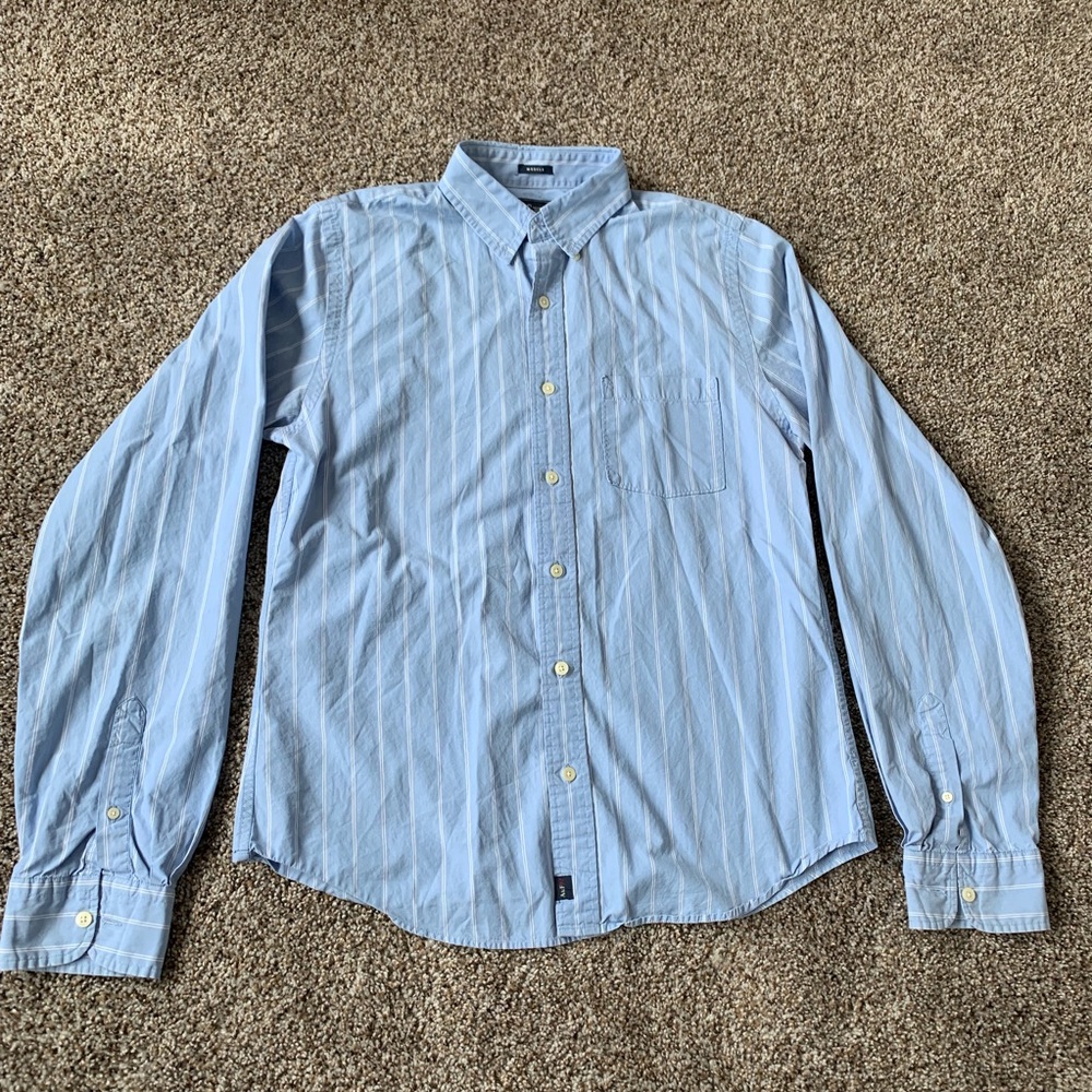 Abercrombie & Fitch Men’s Long Sleeve Small Stain
